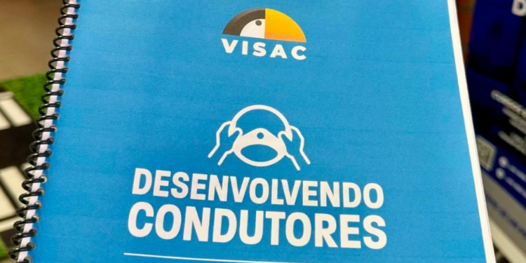 Empresa do transporte público abre vagas para formação de motorista de ônibus