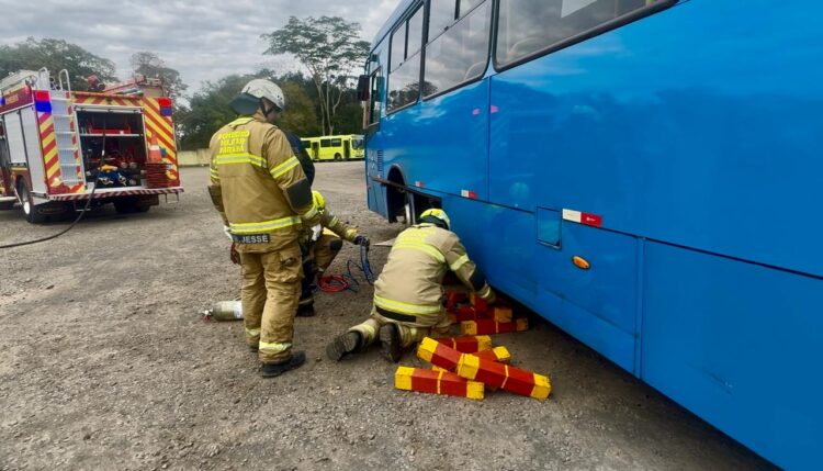 VISAC encerra atividades da SIPAT com duas simulações de acidentes