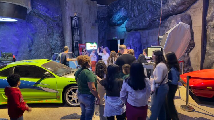 Projeto social leva crianças acolhidas para viverem noite mágica no Wonder Park Foz