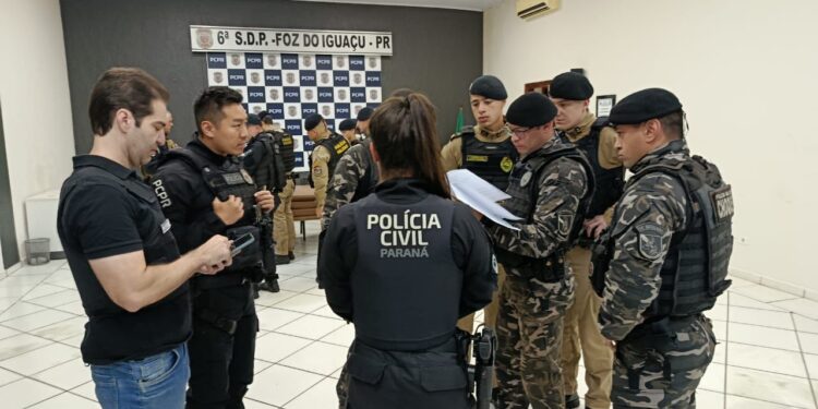 Dois homens acusados de assaltos a compristas são presos em Foz
