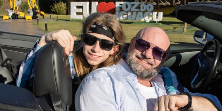 Complexo Dreams Park Show vai presentear os pais com um passeio de Camaro