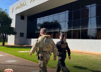 Seis foragidos da Justiça são localizados e presos em operação da PF em Foz