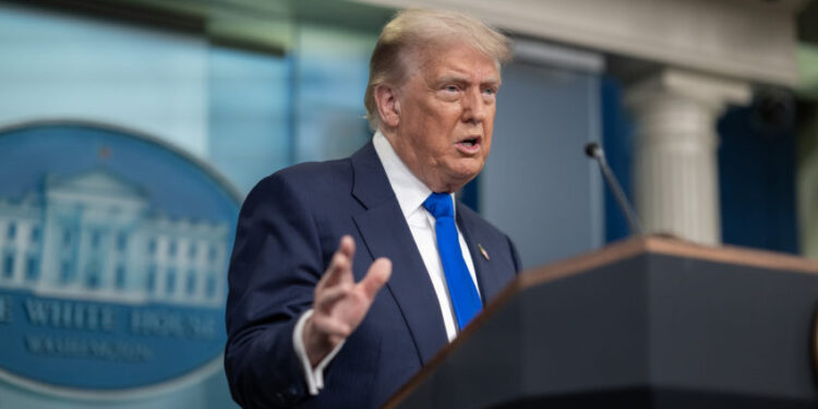 Tarifa dos EUA: É Hora de Ponderar, Não de Alarmar