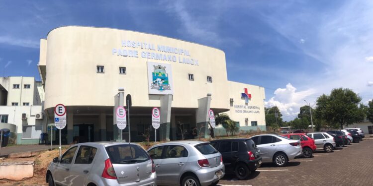 Setores do Hospital Municipal ficaram mais de 10 horas sem água nesta terça-feira (22)