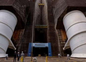 Consumo de IA no Paraguai faz Itaipu estudar construção de 2 turbinas