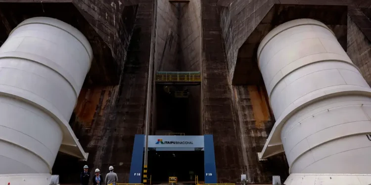Consumo de IA no Paraguai faz Itaipu estudar construção de 2 turbinas