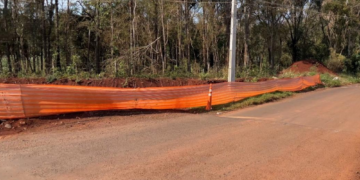 Obras interditam trecho da Maria Bubiak e alteram trânsito na região Sul