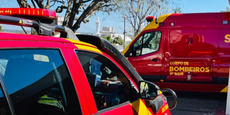Homem é baleado após ter motocicleta roubada na Avenida Fiorino Brol