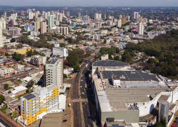 Prefeitura de Foz do Iguaçu realiza mais de 2.800 atualizações no Cadastro Imobiliário em três meses