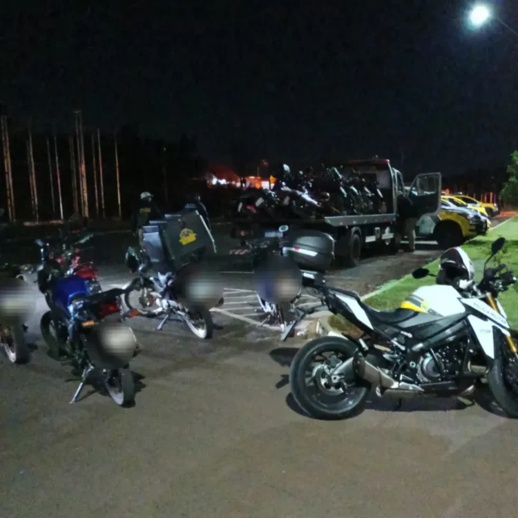 Operação Cavalo de Aço apreende BMW e outros 26 veículos em blitz surpresa em Foz