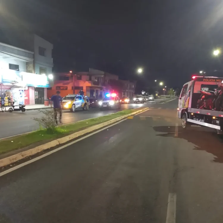 Megaoperação apreende 21 veículos na região Sul durante a madrugada deste domingo