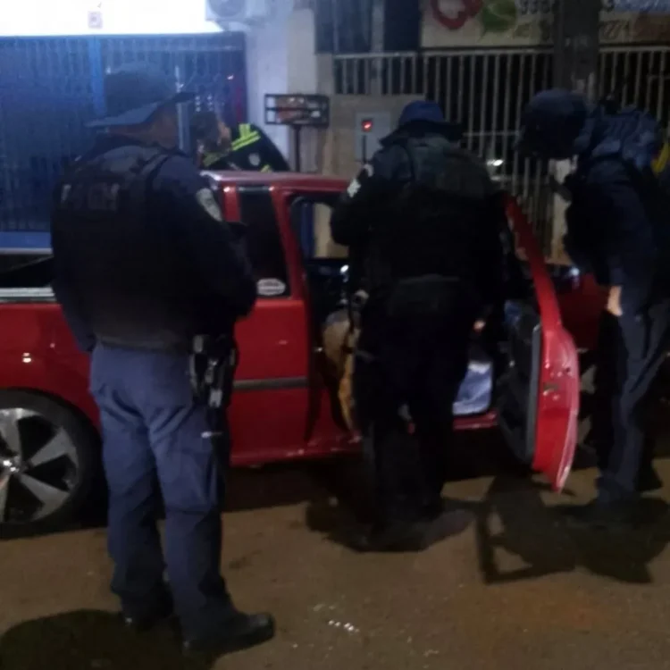 Megaoperação apreende 21 veículos na região Sul durante a madrugada deste domingo