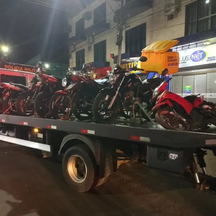 Megaoperação apreende 21 veículos na região Sul durante a madrugada deste domingo