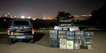 Após atravessar o Rio Paraná pela segunda vez, trazendo maconha, dois paraguaios são presos