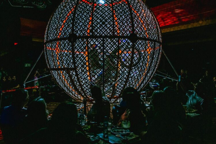 Secretário de Turismo assiste ao Magic e pede Globo da Morte no Festival da Primavera