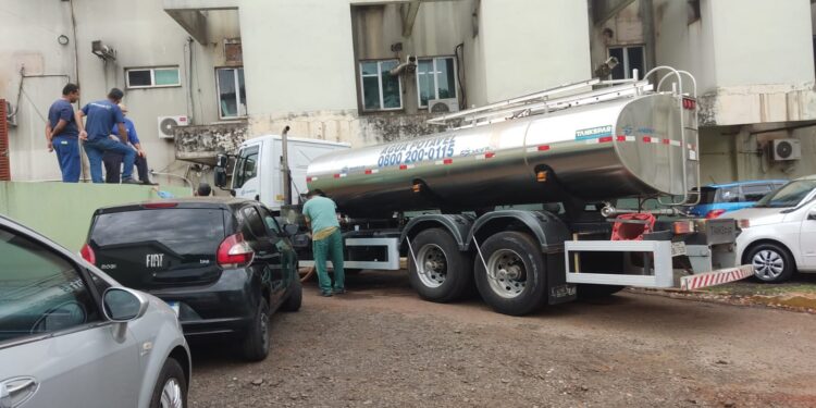 Setores do Hospital Municipal ficam novamente sem água por algumas horas