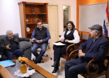 Prefeitura de CDE e Câmara de Comércio alinham ações para Black Friday 2025