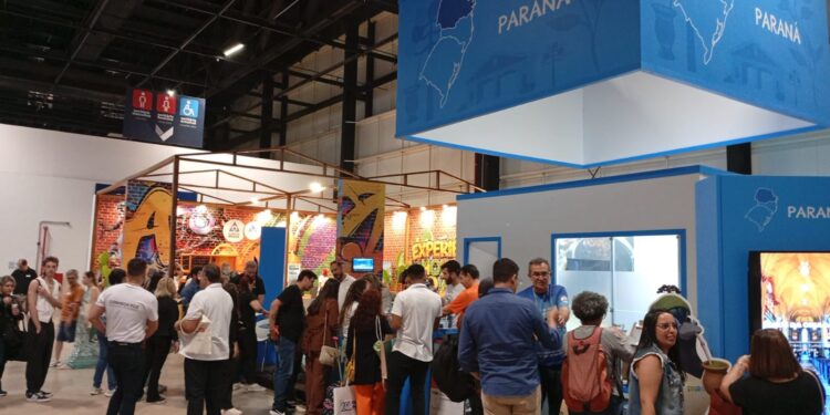 Atrativos do Complexo Dreams são apresentados na 9ª edição do Salão do Turismo