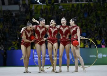 Brasil faz história com duas pratas seguidas no Mundial de Ginástica Rítmica no Rio