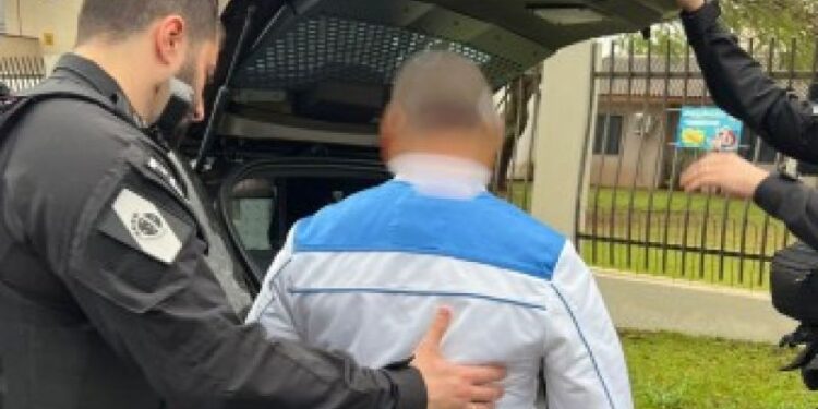 Em Cascavel, padre é preso acusado de pedofilia