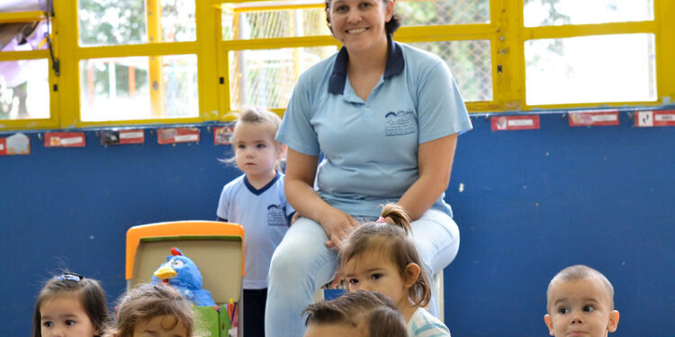 Câmara Municipal aprova ampliação de 100 vagas para professor de educação infantil