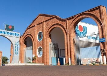 Unioeste isenta licenciaturas e cursos de turismo da taxa do Vestibular 2026