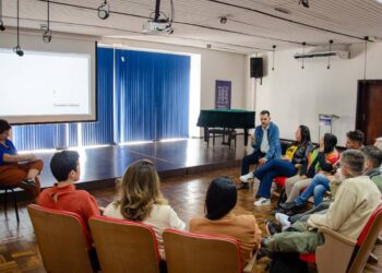 Cultura Paraná realiza Seminário de Práticas Contemporâneas em Foz do Iguaçu