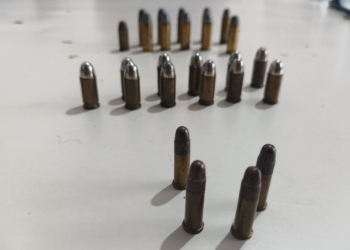 Munições são encontradas escondidas no forro do CRAS durante reforma no prédio  