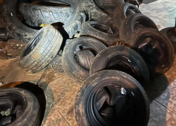 PF apreende pneus e peças náuticas contrabandeadas no bairro Jardim América