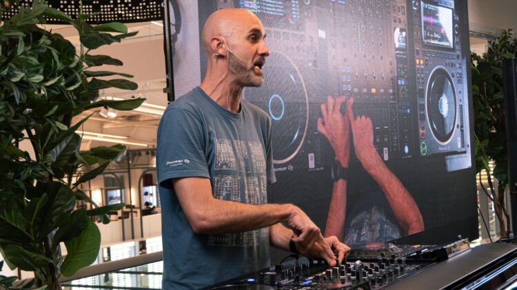 Workshop Pioneer DJ na New Zone Importados superou todas as expectativas