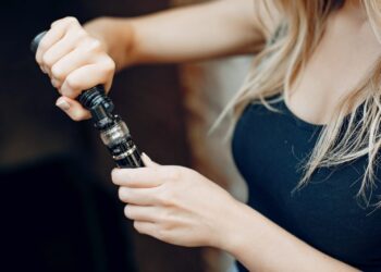 Vape com cannabis, ligado à secretária de obras, é extremamente nocivo à saúde
