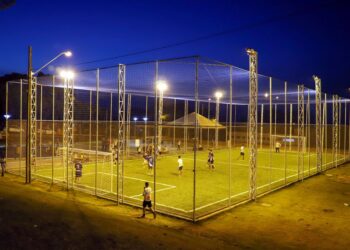 Paranacidade e emenda impositiva garantem equipamentos de esporte e lazer em bairros de Foz