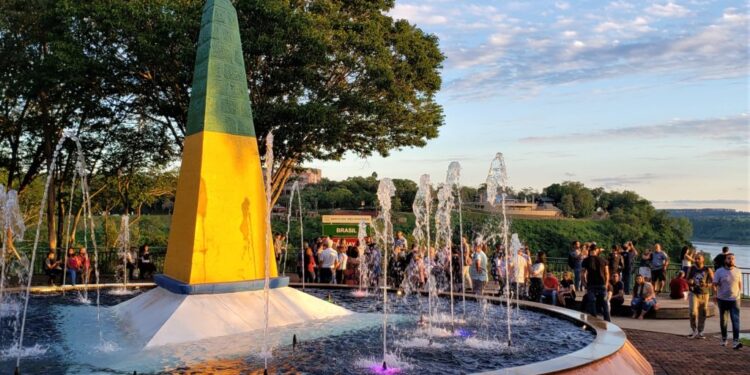 Concessão do Marco das Três Fronteiras completa 10 anos e fortalece turismo em Foz