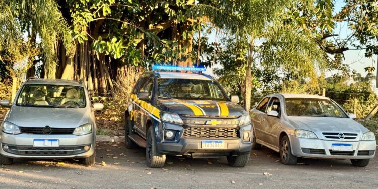 Homens abordados pela PRF na sexta-feira vão responder por tentativa de homicídio, roubo e desobediência