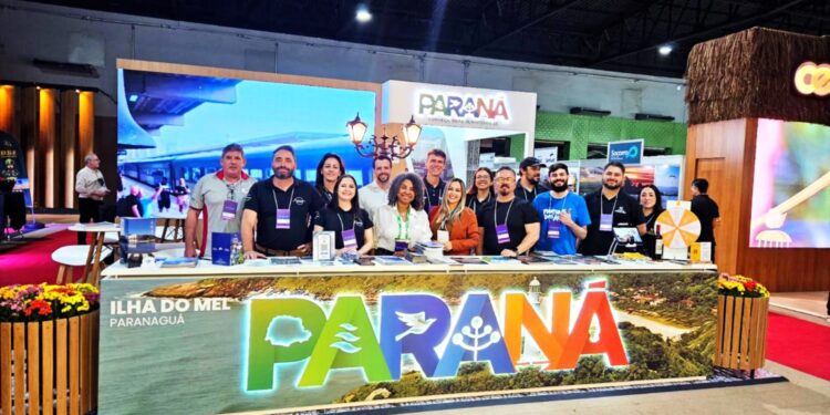 Complexo Dreams Park Show marca presença em feira de turismo