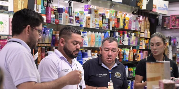 Prefeitura de Ciudad del Este fecha lojas por falta de documentação