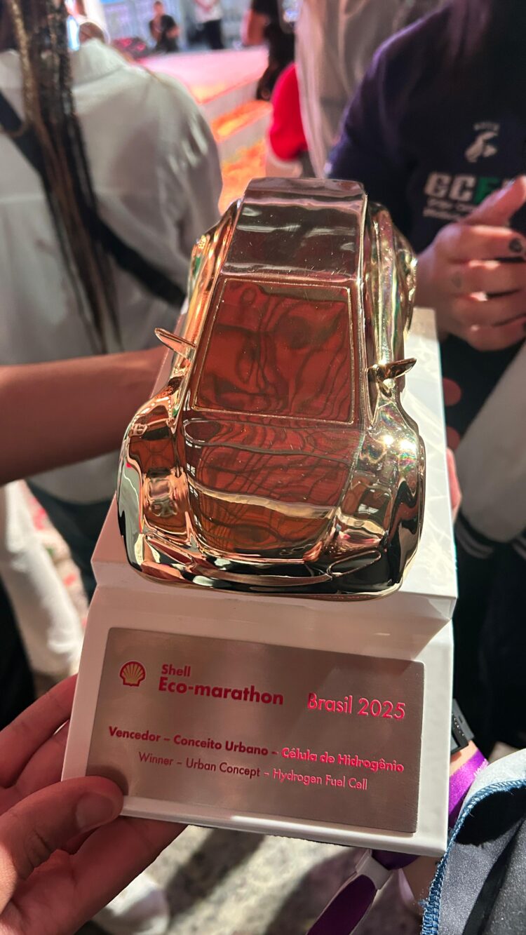 Equipe da Unioeste de Foz conquista prêmio em competição no Rio de Janeiro