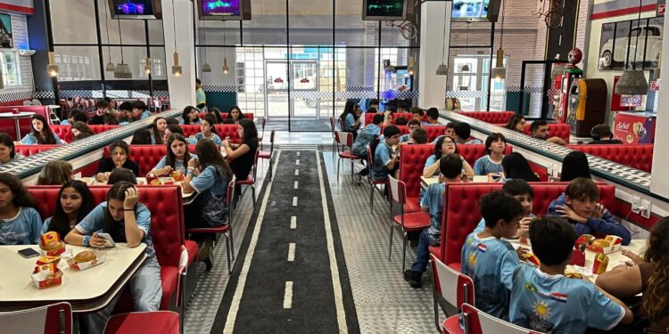 Wonder Park Foz se consolida como destino de excursões escolares e grupos da América do Sul