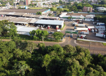 Ceasa Foz abre licitação para serviço de limpeza e coleta de resíduos