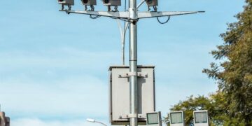 Foztrans aplicou mais de 480 multas por dia no primeiro semestre de 2025