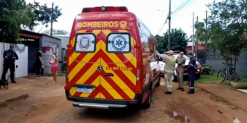 Adolescente é baleado ao tentar proteger irmã durante briga familiar no Cidade Nova