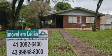 Itaipu realiza quinto leilão do ano com 32 casas na Vila A; lances começam em R$ 259 mil
