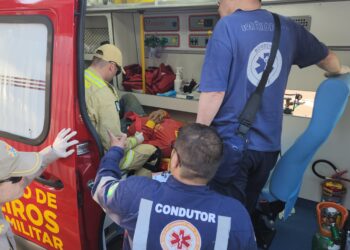 Trabalhador sofre choque elétrico de alta tensão em obra na Avenida República Argentina
