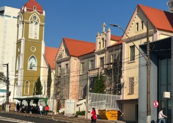 Casa paroquial da Igreja São João Batista tem maior reforma em quase 100 anos