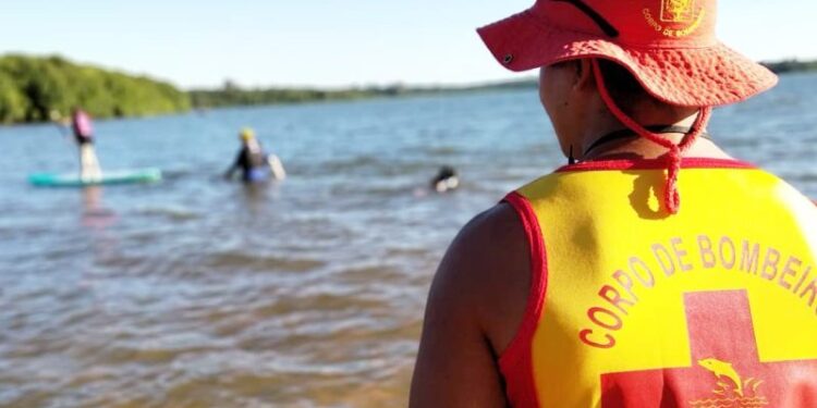 Bombeiros abrem inscrições para curso de Guarda-Vidas Voluntário em Foz do Iguaçu