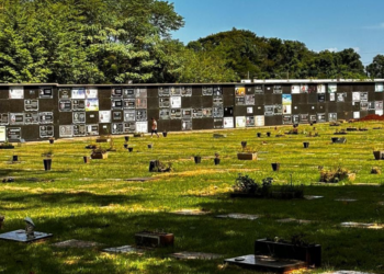 Movimento intenso é esperado nos cemitérios de Foz neste Dia de Finados