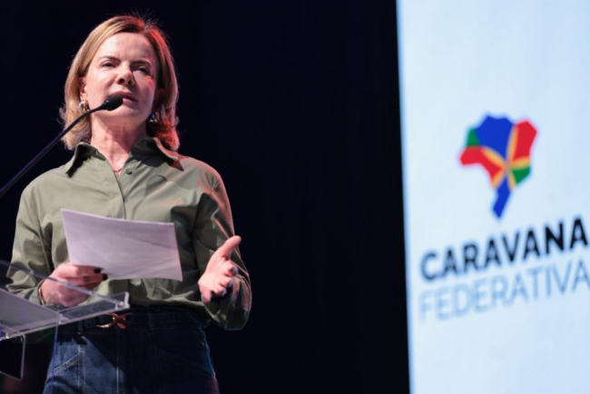 Gleisi Hoffmann participa da Caravana Federativa e destaca avanços em projetos estratégicos para a região