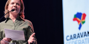 Gleisi Hoffmann participa da Caravana Federativa e destaca avanços em projetos estratégicos para a região