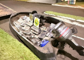 PF e PM apreendem quase uma tonelada de maconha em operação no Lago de Itaipu