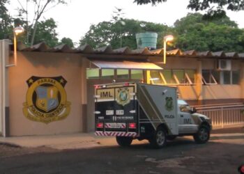 Mulher é encontrada morta em motel e polícia investiga suspeita de overdose